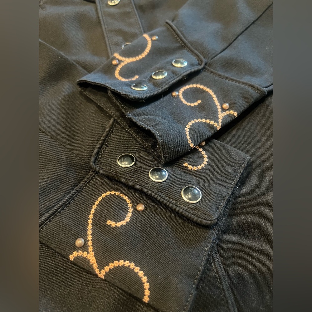 SOLD Scully embroidered pearl snap western long sleeve black womens shirt Small - Picture 8 of 14